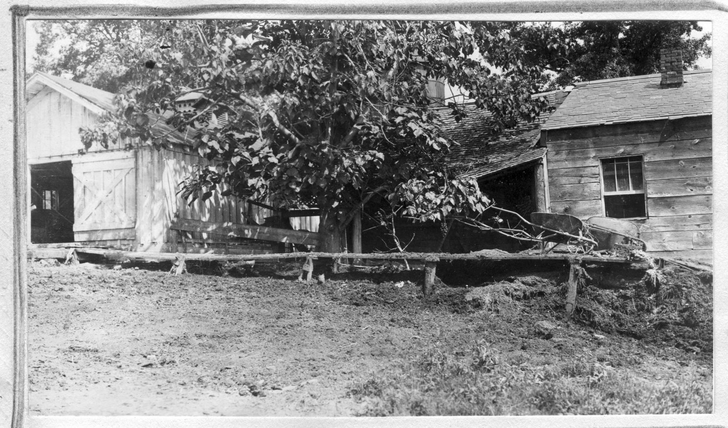 192~F. A. Bibert Barn.jpg